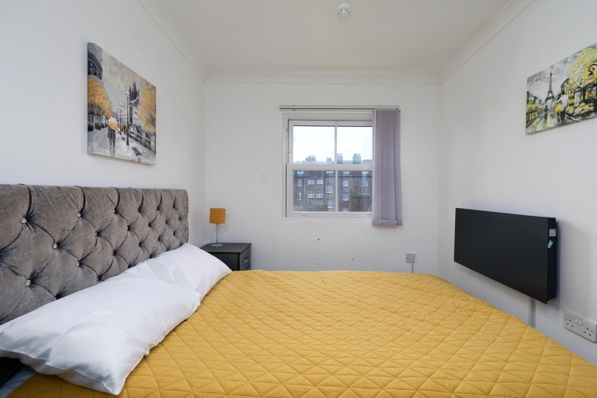 Flat 6 - For 4 In Town Centre *